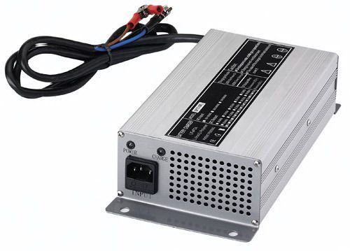High Power 900W battery charger 